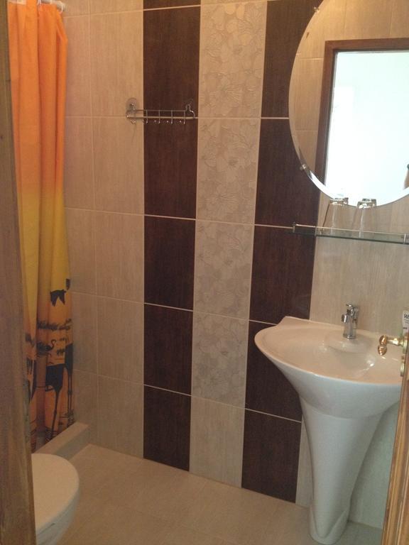 Hotel Family Balatonföldvár エクステリア 写真