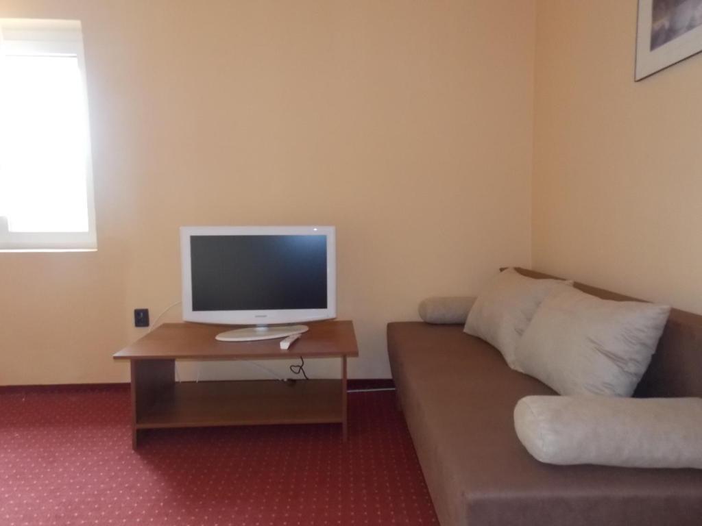 Hotel Family Balatonföldvár 部屋 写真